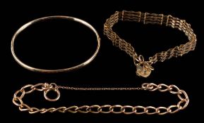 A 9ct gold three bar, gate-link bracelet,