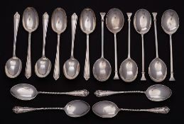 A set of six George V silver seal top coffee spoons, maker Josiah Williams & Co, London,