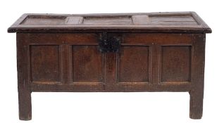 An early 18th Century oak rectangular coffer:,