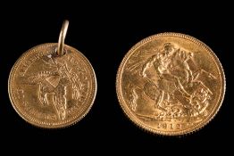 A George V sovereign dated 1912 and a US 2 1/2 dollar.