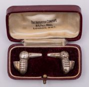 A pair of Brune-Sedeyn silver hearing aids by the Naturton Company , London - 1935-1936: 6gms, 0.