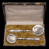A set of seven George VI silver seal to coffee spoons, maker J.