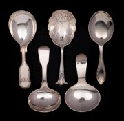 A Victorian silver fiddle pattern caddy spoon, maker Thomas Streetin, London,