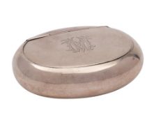 A George V silver snuff box, maker John Edward Wilmot, Birmingham, 1910: monogrammed,