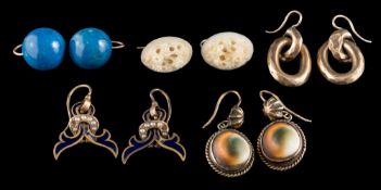 A pair of operculum drop earrings: three pairs of earrings and a pair of fittings.