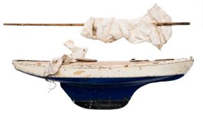 An early 20th century pond yacht:,