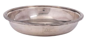 A White Star Line silver plated circular meat dish by Elkington & Co.