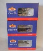 Bachmann, a 0-6-0 tank locomotive No 8709 in GWR green livery,