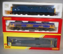 Hornby, a Class 40 diesel locomotive No 40164: in BR blue livery,