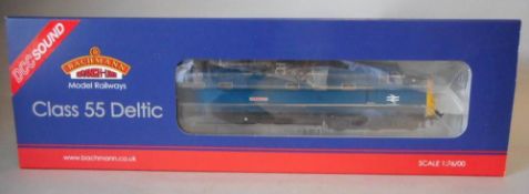 Bachmann, 00 gauge, a Class 55 Deltic diesel locomotive No 55018 'Ballymoss': in BR blue livery,