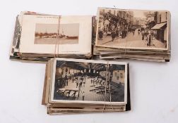 A collection of early 20th century postcards: mainly WWI period military and civilian portraits,
