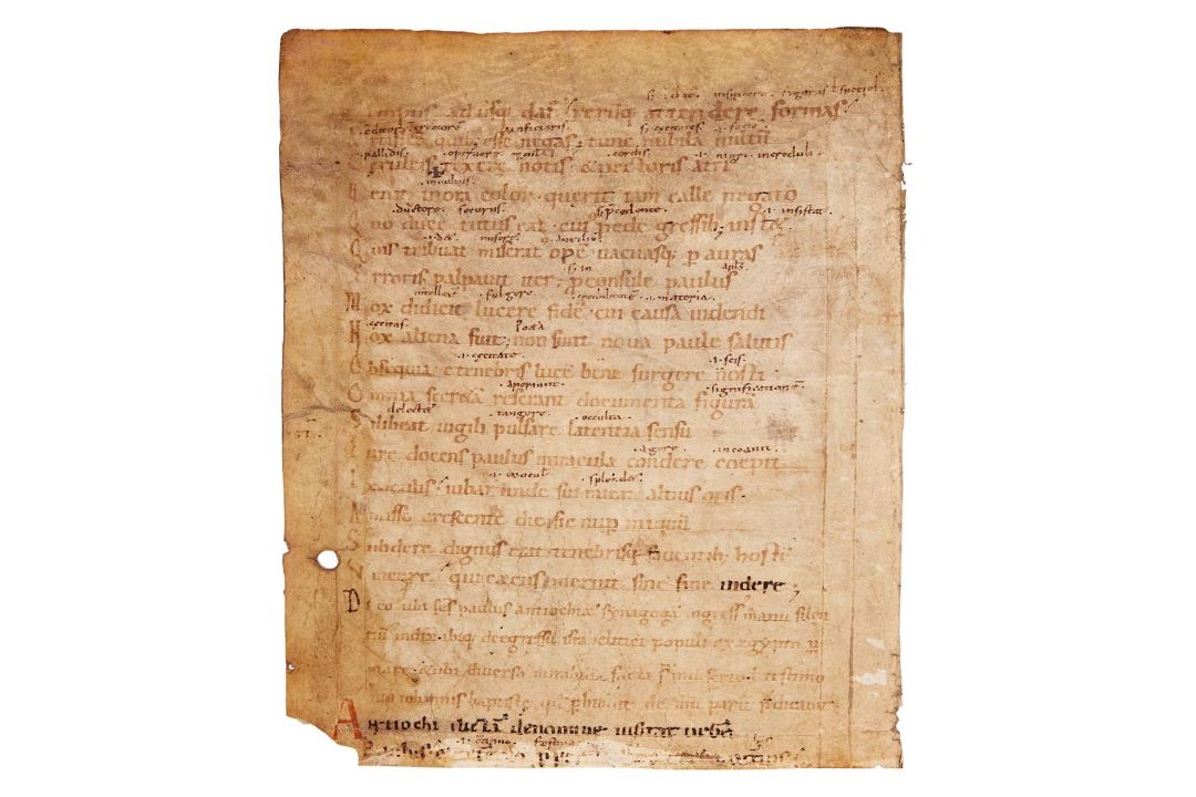 Leaf from an early copy of Arator, De Actibus Apostolorum, in Latin verse, with an apparently un - Image 2 of 2