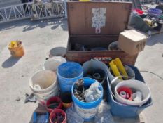(1) Pallet of Nails & Screws. Located in Mt. Pleasant, IA.