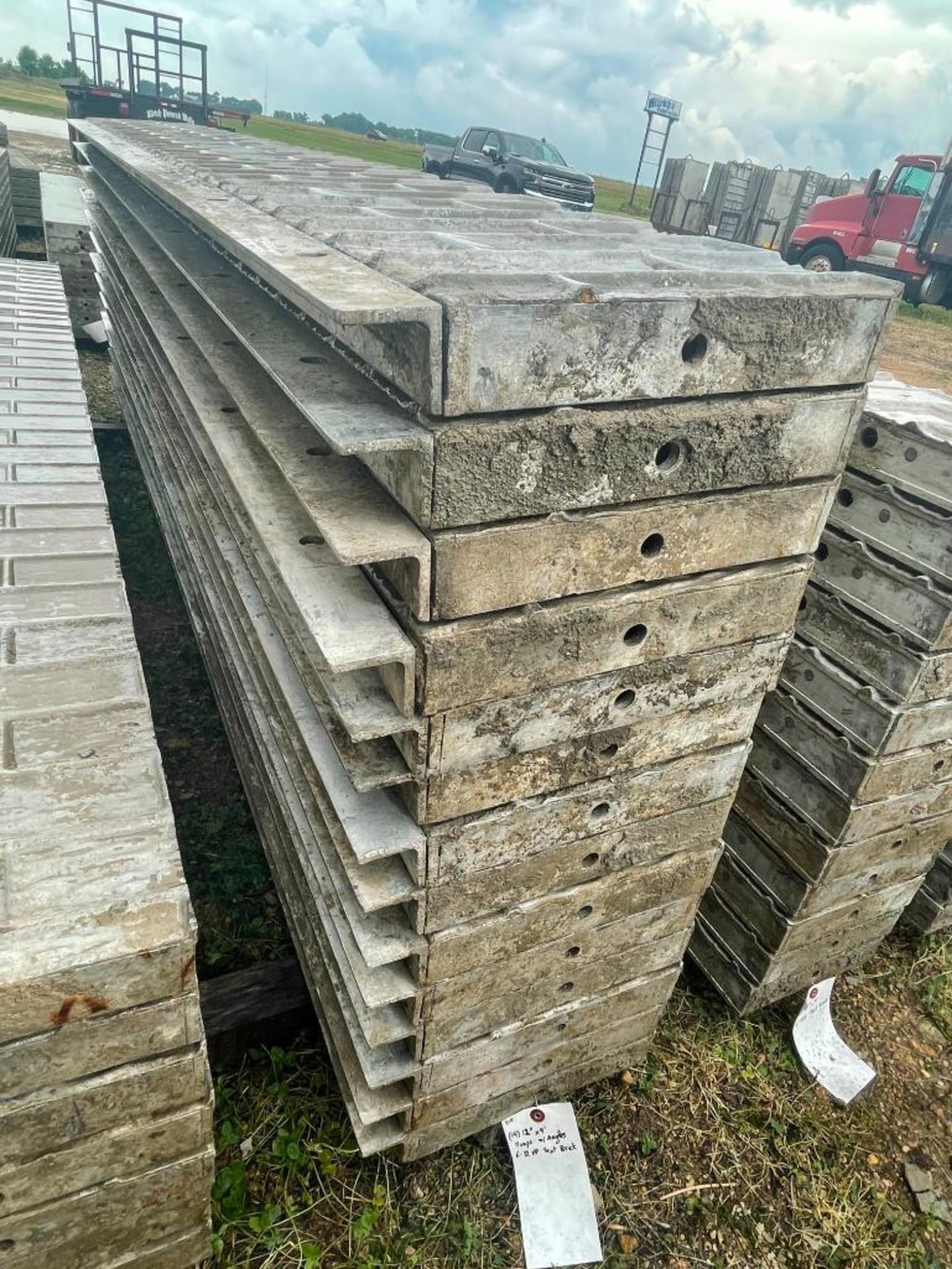 (14) 12" x 9' Corners with 9' Angles Wall-Ties Textured Brick Aluminum Concrete Forms 6-12 Hole Patt - Image 4 of 6