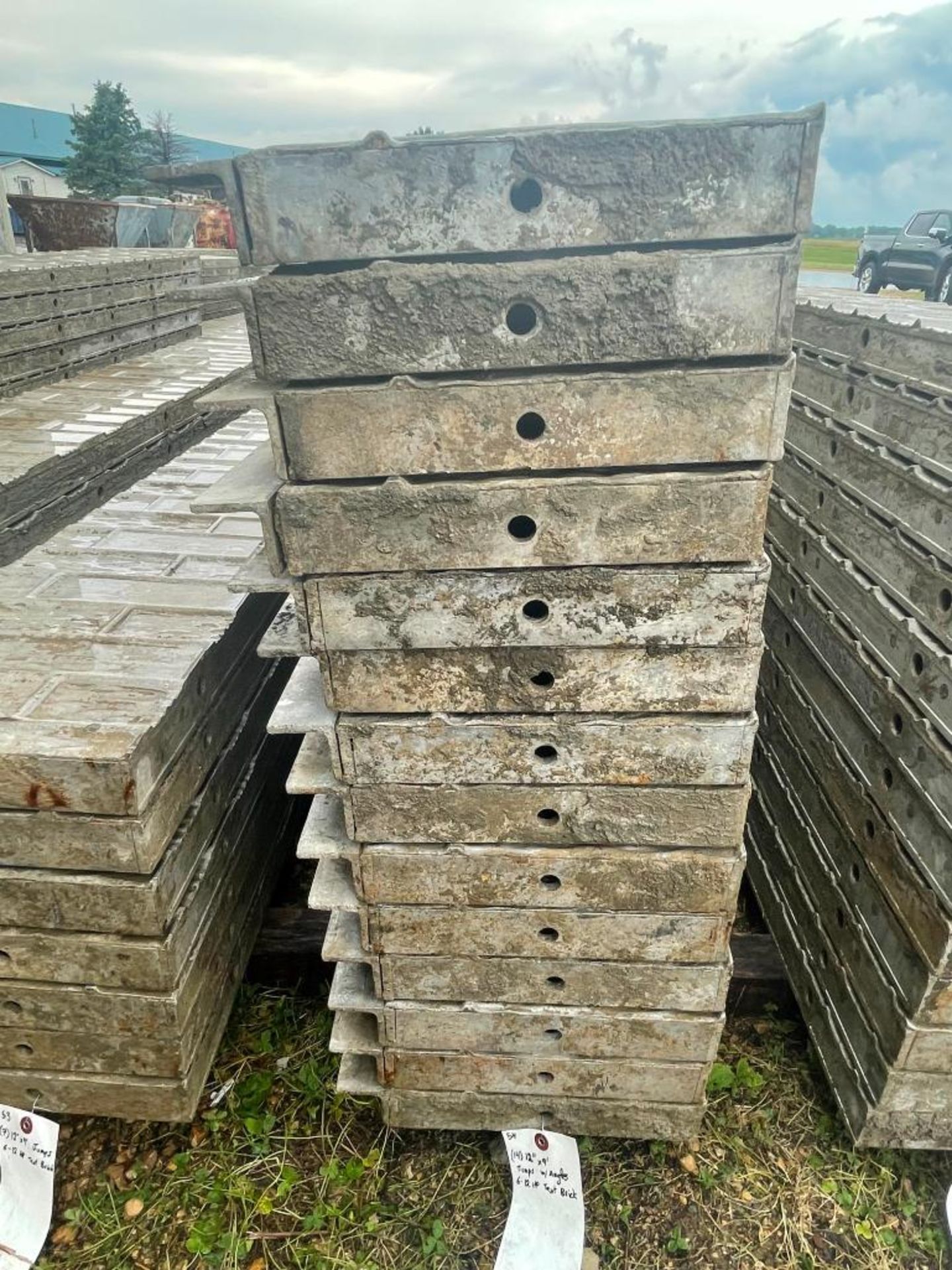 (14) 12" x 9' Corners with 9' Angles Wall-Ties Textured Brick Aluminum Concrete Forms 6-12 Hole Patt - Image 2 of 6