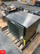 Clean Air Product S/S Glass Door Enclosure