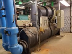 Trane Centravac Water Chiller, Model CVHF 770, S/N L98E03292