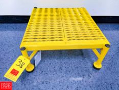 Uline 800 LB Capacity Work Platform Model M1019, 24