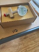 Anderson digital pressure gauge serial 1615724 Rigging: $20 Rigging Fee: $20 Location: Abrams, WI