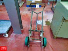 Barrel Lifter 208 liters Rigging Fee: $35