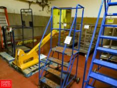 Portable Rolling Stairs (4 steps) 78