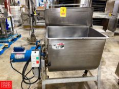 S/S Blender Mounted On Casters, 19