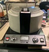 DAYNAC II Centrifuge