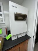 PRECISION SCIENTIFIC SINGLE DOOR INCUBATOR, ECONOMY MODEL 4EM