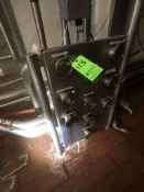 S/S 10-PORT FLOW DIVERSION PANEL, INCLUDES (3) WCB AIR VALVES MODEL W610 SERIES AND ABB COMMANDER