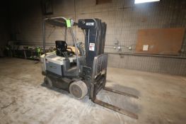Crown 4,000 lb. Electric Sit-Down Forklift, Series FC 4000, S/N 9A140458, Truck Type E, with 4-Stage