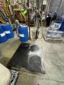 PENNSYLVANI PALLET SCALE WITH DIGITAL READOUT, MODEL 7500, 5,000 LB CAPACITY