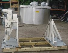 350 GALLON AGITATED TILTING PLASTIC LINED PROCESSING TANK, 5' DIAMETER X 24