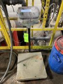 OHAUS PLATFORM SCALE WITH DIGITAL READOUT, MODEL DEFENDER 5000