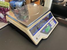 Globe S/S Platform Digital Scale, Platform Dims.: Aprox. 11