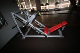 Matrix Leg Press Machine (LOCATED @ 200 Allegheny River Blvd. Verona, PA 15147)