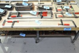 Lot-(2) Bessey 60