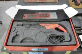 Equalizer Sting Ray Electric Interior Auto Glass Cut Out Knife with Case