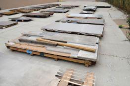 Lot-(14) 48