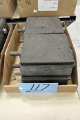 Lot-(4) 8