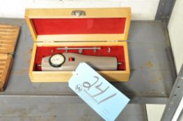 Chatillon DPP-25, Tensile Strength Dial Force Gauge with Case
