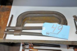 Lot-(2) 8