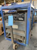 Lincoln Idealarc R3R-400 Welder (220/440 Volt, 3-Phase)