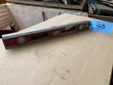 Lot of (2) Levels - 2 ft.