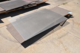 Lot-(3) 30