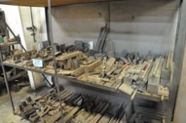 Lot-Fixtures on (1) Shelf