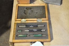 Mitutoyo 5-Piece Inside Micrometer Set with Case