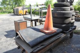 Lot-Rubber Station Mats, (Outside)