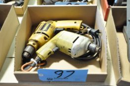 Lot-(1) DeWalt DW100 3/8