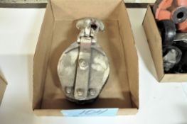 No Name Cable Pulley in (1) Box
