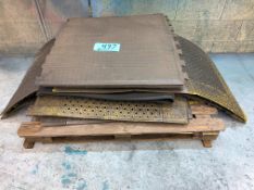Lot-Floor Mats on (1) Pallet